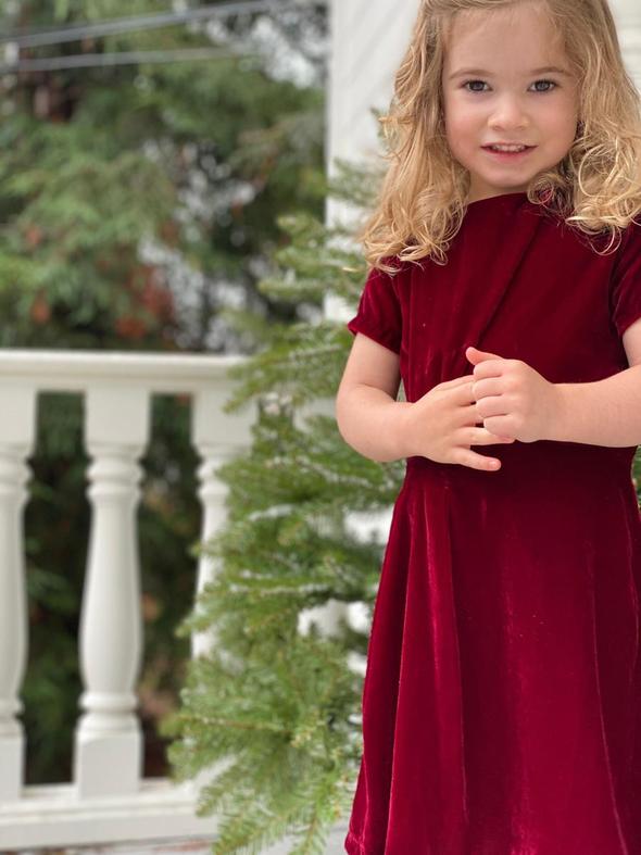10 Cute Toddler and Kids Christmas Outfits to Celebrate in Style